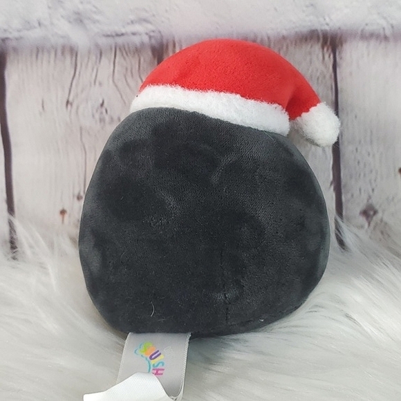 Squishmallows CANADA CHRISTMAS EXCLUSIVE Luna the Penguin Santa Plush Stuffed 5" - Picture 5 of 9